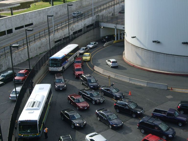 800px-Detroit-Windsor_Tunnel_Portal