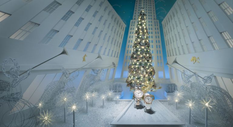 1480612650-rzehavi_holiday_windows_tiffany_2016-11-of-15